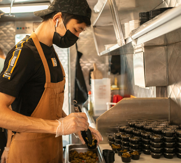 Teenager Part Time Job in Food Truck