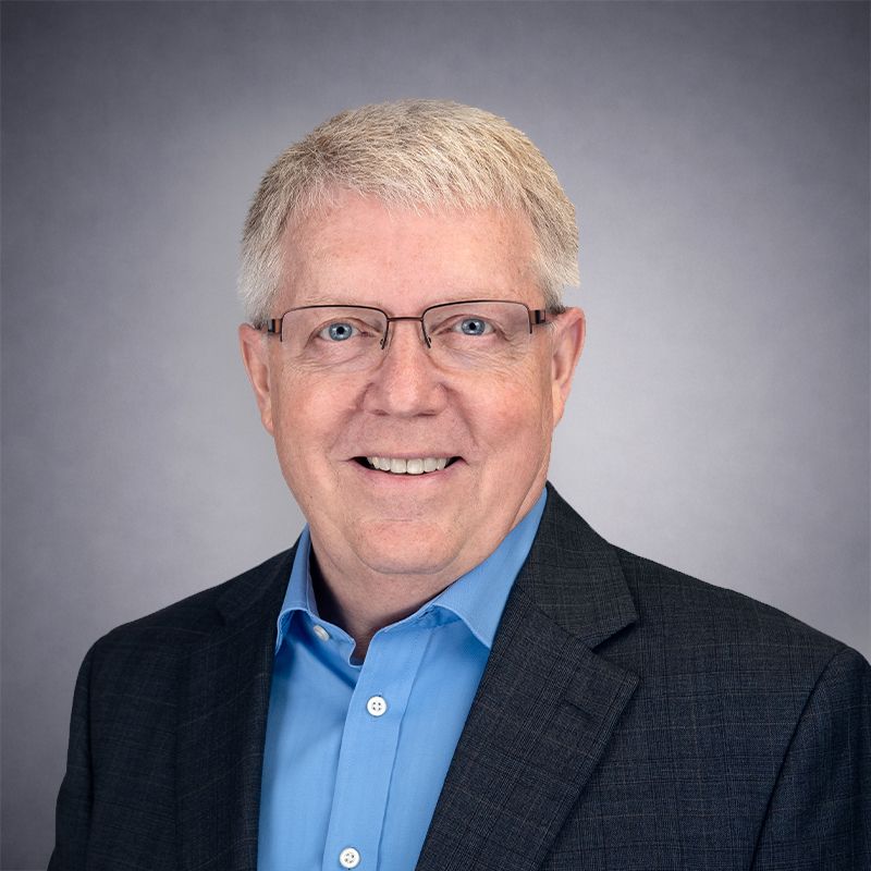 Brad Pratt Wearing a Suit